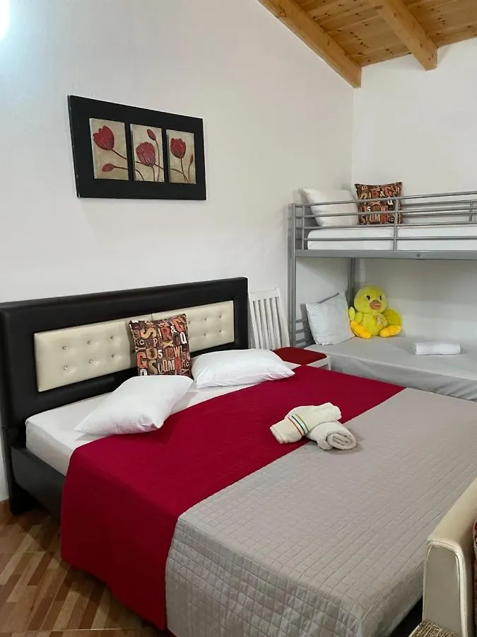 Guest House Elisabeta Permet Holiday home