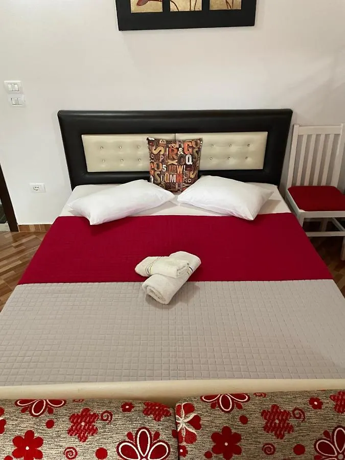 Nyaraló Guest House Elisabeta Përmet Albánia